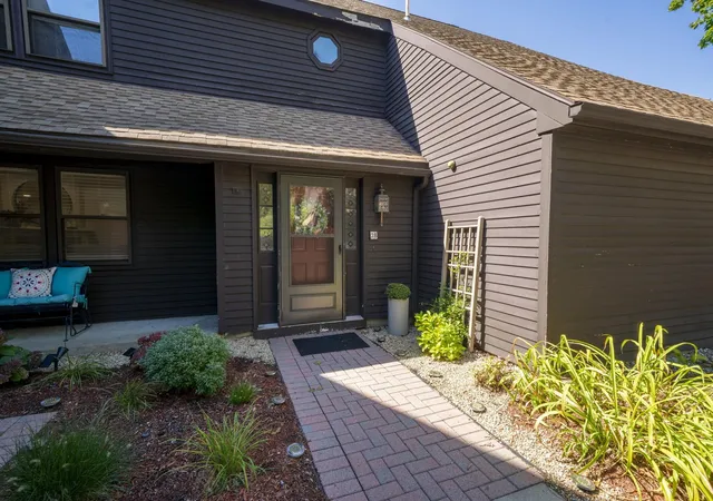 Photo 1 of Sale Pending at 28 Stacey Cir, Windham, NH 03087 | MLS# 5110378 | Listing updated on 2026-09-23