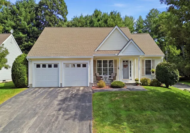 Photo 1 of Sale Pending at 1 Fernwood Dr #1, Litchfield, NH 03052 | MLS# 5110382 | Listing updated on 2026-10-26
