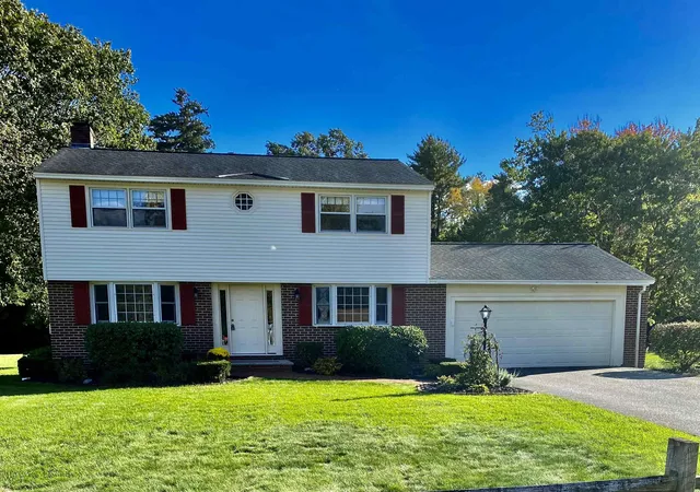 Photo 1 of Single family home for sale at 8 Southgate Dr, Bedford, NH 03110 | MLS# 5110395 | Listing updated on 2026-10-25