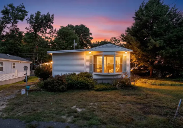 Photo 1 of Manufactured home for sale at 14 Averill Cir, Danville, NH 03819 | MLS# 5110442 | Listing updated on 2026-10-15