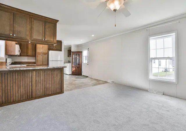 Photo 2 of Sale Pending at 22 Bell Dr, Salem, NH 03079 | MLS# 5110488 | Listing updated on 2026-09-30