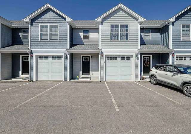 Townhouse for sale at 7 Dumaine Ave #K, Nashua, NH 03063 | MLS# 5110490