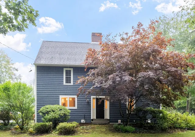 Photo 2 of Single family home for sale at 1488 Hatfield Rd, Contoocook, NH 03229 | MLS# 5110506 | Listing updated on 2026-09-20
