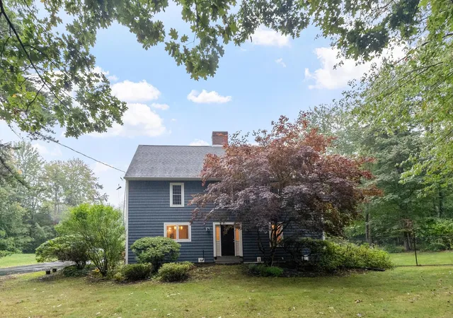 Photo 3 of Single family home for sale at 1488 Hatfield Rd, Contoocook, NH 03229 | MLS# 5110506 | Listing updated on 2026-09-20