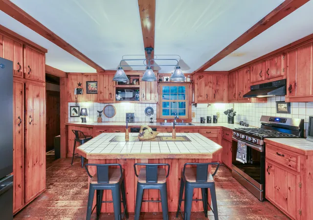Photo 2 of Single family home for sale at 3 Garvin Rd, Derry, NH 03038 | MLS# 5110534 | Listing updated on 2026-10-11