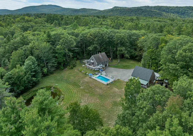 Photo 1 of Single family home for sale at 456 Wentworth Rd, Brookfield, NH 03872 | MLS# 5110539 | Listing updated on 2026-10-03