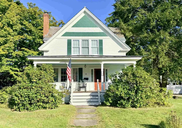 Photo 1 of Single family home for sale at 34 Edgewood Ave, Keene, NH 03431 | MLS# 5110582 | Listing updated on 2026-09-30
