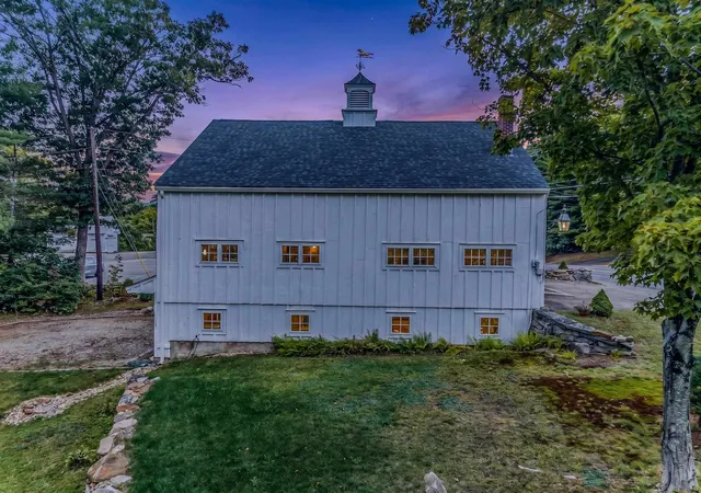 Photo 3 of Single family home for sale at 1079 US Route 3, Holderness, NH 03245 | MLS# 5110634 | Listing updated on 2026-10-21