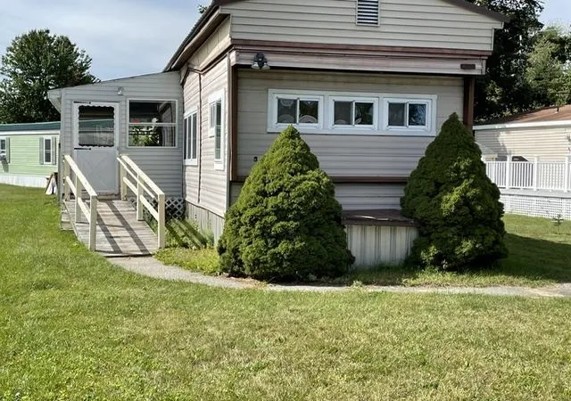 Manufactured home for sale at 3 Willow St, Exeter, NH 03833 | MLS# 5110681