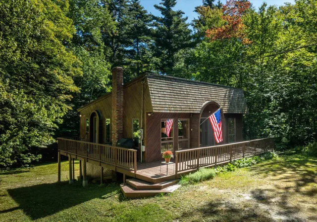 Single family home for sale at 667 West Hl Rd, Ludlow, VT 05149 | MLS# 5110776