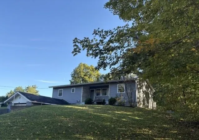 Photo 2 of Single family home for sale at 69 Flory Hts, Rutland Town, VT 05736 | MLS# 5110864 | Listing updated on 2026-09-30