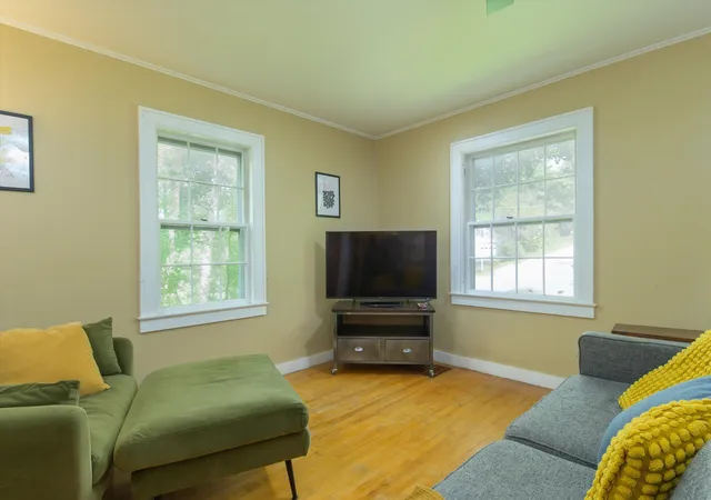 Photo 3 of Sale Pending at 285 Tremont St, Barre, VT 05641 | MLS# 5110873 | Listing updated on 2026-10-06