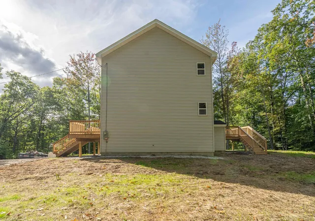 Photo 3 of Single family home for sale at 29 Franconia Dr, New Durham, NH 03855 | MLS# 5110886 | Listing updated on 2026-10-08