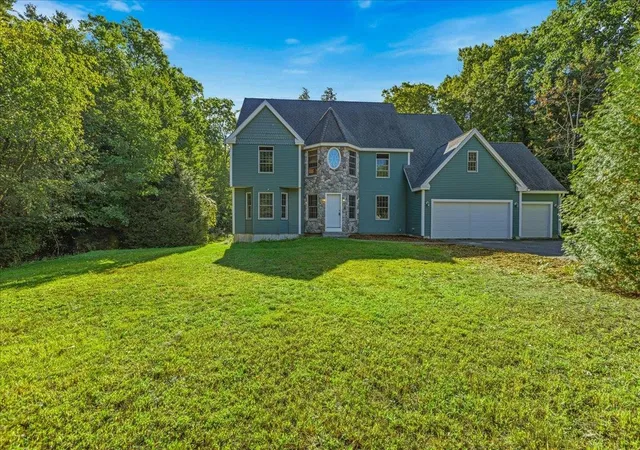 Single family home for sale at 6 Dunnmoore Dr, Bow, NH 03304 | MLS# 5110892