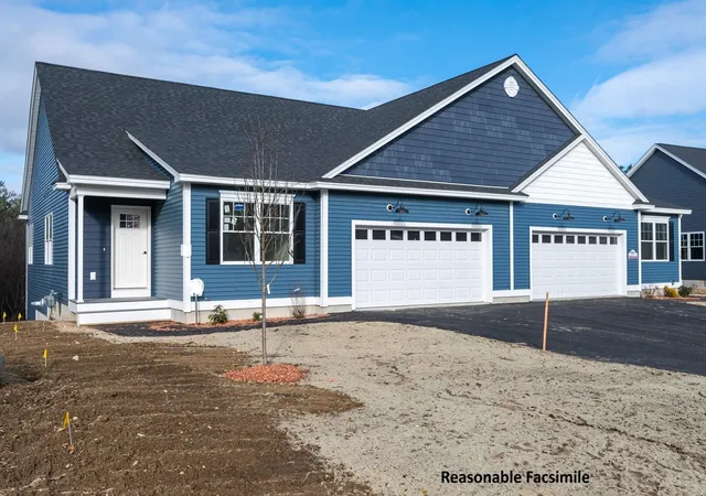 Photo 2 of Sale Pending at 31 Millstone Dr #43, Northfield, NH 03276 | MLS# 5110988 | Listing updated on 2026-09-23