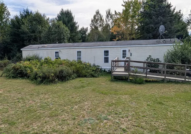 Manufactured home for sale at 100 Martin Rd, Deering, NH 03244 | MLS# 5110998