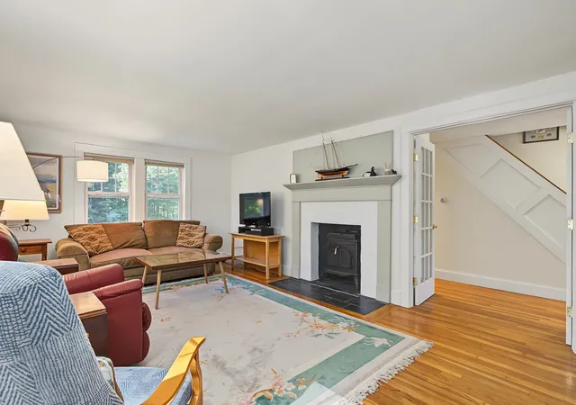 Photo 2 of Single family home for sale at 70 Winnicutt Rd, Stratham, NH 03885 | MLS# 5111043 | Listing updated on 2026-10-10