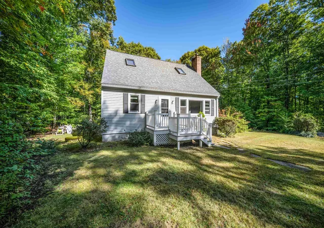 Photo 1 of Single family home for sale at 366 Beauty Hl Rd, Barrington, NH 03825 | MLS# 5111063 | Listing updated on 2026-10-11