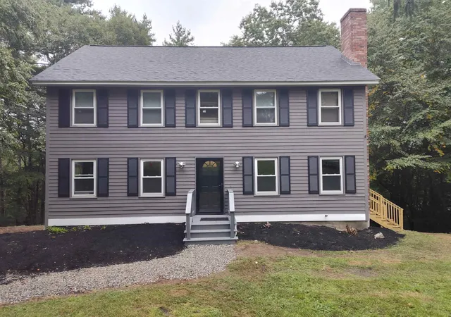 Photo 1 of Single family home for sale at 27 Hampshire Dr, Derry, NH 03038 | MLS# 5111088 | Listing updated on 2026-10-15