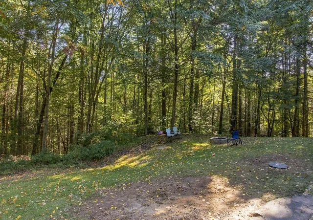 Single family home for sale at 27 Hampshire Dr, Derry, NH 03038 | MLS# 5111088 | Listing updated on 2026-10-15
