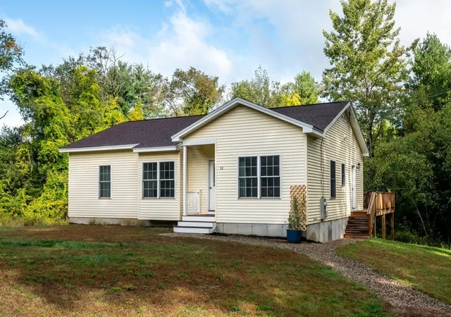 Photo 1 of Single family home for sale at 32 Hilliard Rd, Chichester, NH 03258 | MLS# 5111116 | Listing updated on 2026-10-05