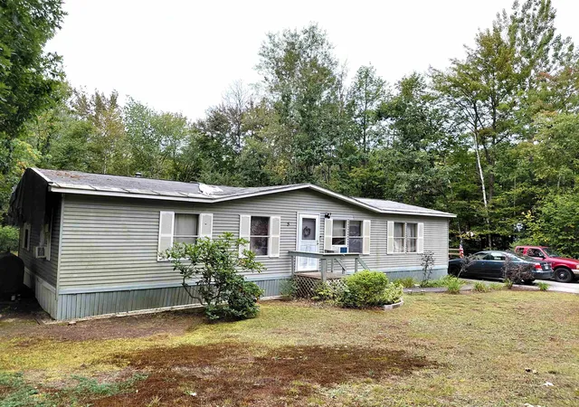 Photo 1 of Manufactured home for sale at 5 Willow Ter, Loudon, NH 03307 | MLS# 5111129 | Listing updated on 2026-10-02