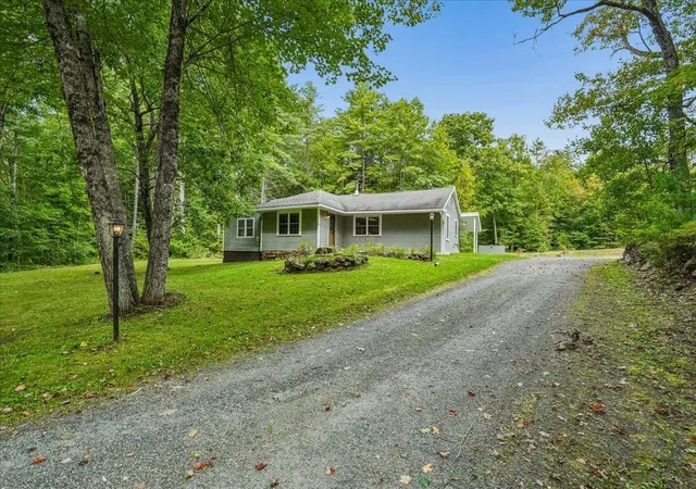 Photo 1 of Single family home for sale at 66 Currier Rd, Concord, NH 03301 | MLS# 5111152 | Listing updated on 2026-10-15