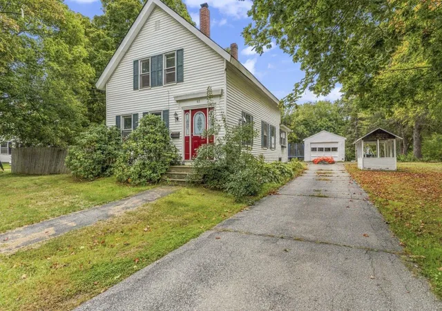 Photo 1 of Sale Pending at 61 Elm St, Farmington, NH 03835 | MLS# 5111153 | Listing updated on 2026-09-27