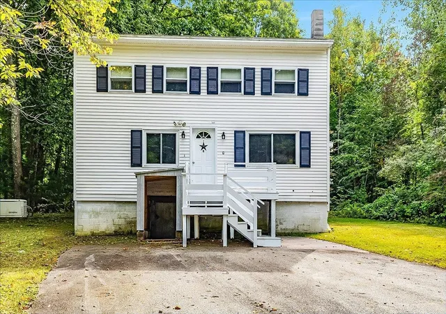 Photo 1 of Single family home for sale at 9 Beaver Lake Rd, Derry, NH 03038 | MLS# 5111169 | Listing updated on 2026-10-15