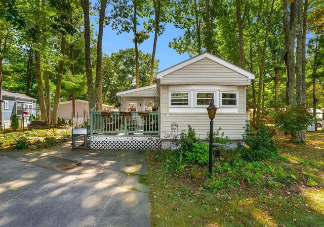 Photo 1 of Manufactured home for sale at 615 Canterbury Dr #615, Exeter, NH 03833 | MLS# 5111179 | Listing updated on 2026-10-28