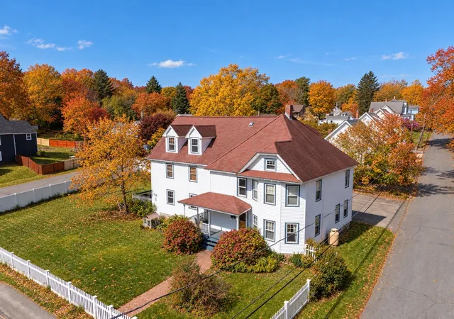 Single family home for sale at 38 High St, Derry, NH 03038 | MLS# 5111190