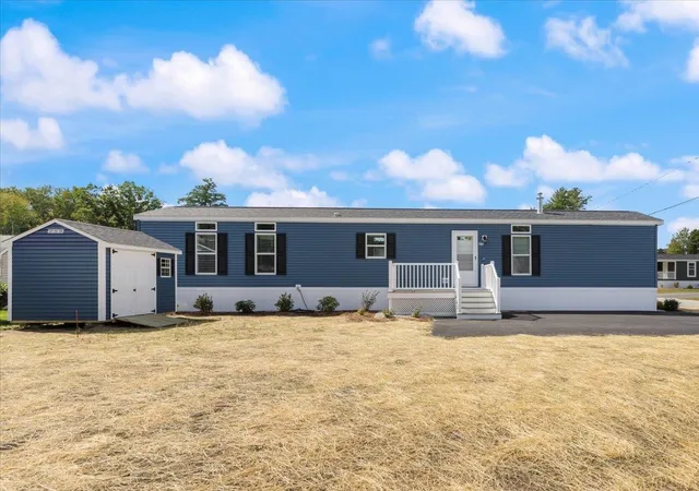 Photo 1 of Manufactured home for sale at 29 Lowell Rd #25, Salem, NH 03079 | MLS# 5111200 | Listing updated on 2026-10-23