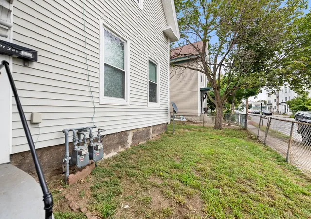 Photo 3 of Multi family home for sale at 272 Lake Ave, Manchester, NH 03103 | MLS# 5111209 | Listing updated on 2026-10-03