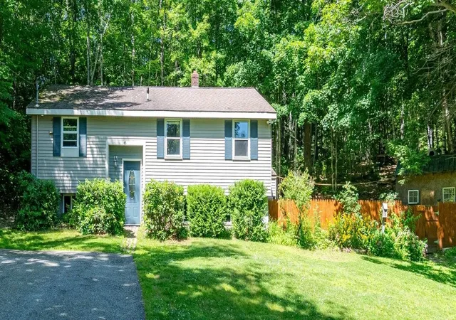 Photo 1 of Single family home for sale at 43 Hiram Hl Rd, Hiram, ME 04041 | MLS# 5111211 | Listing updated on 2026-10-01