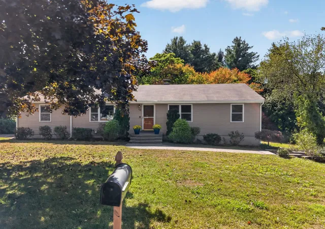 Photo 2 of Single family home for sale at 12 Sunset Ave, Derry, NH 03038 | MLS# 5111254 | Listing updated on 2026-10-09