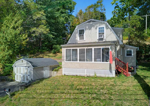 Photo 1 of Single family home for sale at 66 Oak St, Dover, NH 03820 | MLS# 5111274 | Listing updated on 2026-10-27