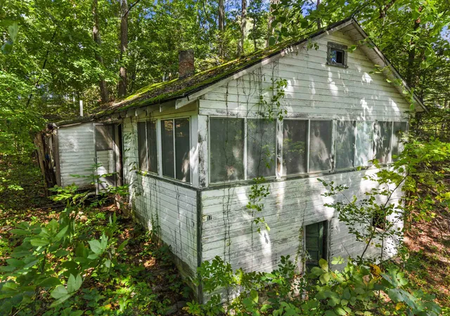 Photo 1 of Single family home for sale at 17 1st Street, Windham, NH 03087 | MLS# 5111290 | Listing updated on 2026-10-22