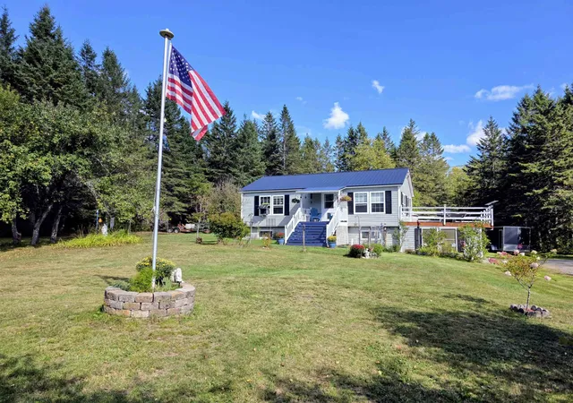 Single family home for sale at 255 Gray Rd, Columbia, NH 03576 | MLS# 5111296