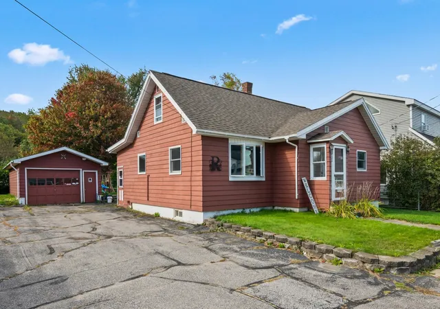 Photo 1 of Single family home for sale at 400 Forbush Ave, Berlin, NH 03570 | MLS# 5111325 | Listing updated on 2026-09-24
