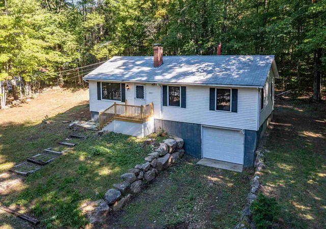 Photo 1 of Single family home for sale at 204 Intervale Cross Rd, Conway, NH 03860 | MLS# 5111335 | Listing updated on 2026-10-12