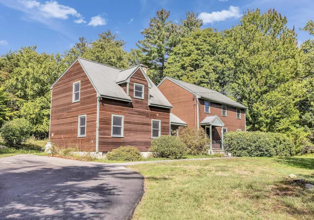 Single family home for sale at 225 Hayden Rd, Hollis, NH 03049 | MLS# 5111345