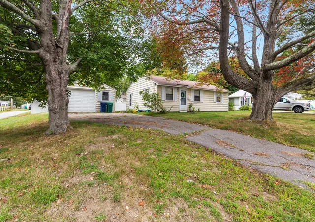 Photo 2 of Single family home for sale at 19 Tucker Ln, Hampton, NH 03842 | MLS# 5111370 | Listing updated on 2026-09-30