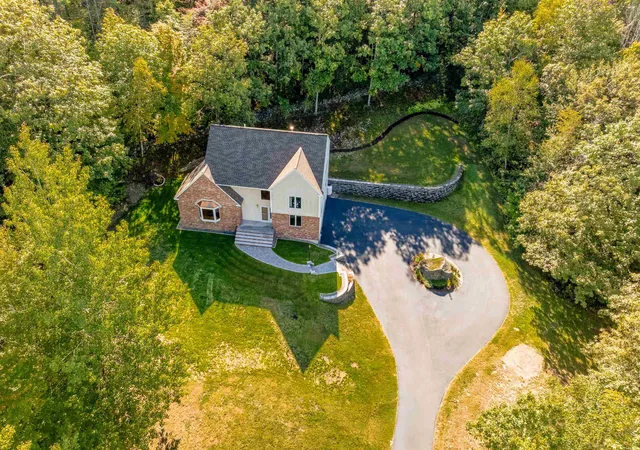 Photo 1 of Sale Pending at 511 Otterville Rd, New London, NH 03257 | MLS# 5111491 | Listing updated on 2026-10-11