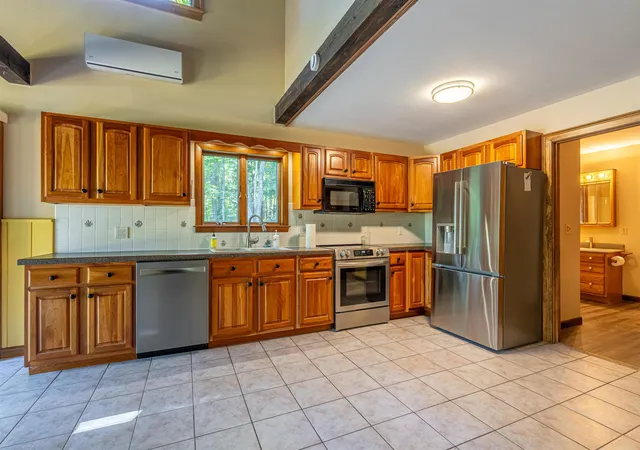 Photo 3 of Single family home for sale at 814 Nh Rt 11, Farmington, NH 03835 | MLS# 5111507 | Listing updated on 2026-10-27
