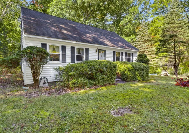 Photo 1 of Single family home for sale at 51 Mo Sett Ave, Goffstown, NH 03045 | MLS# 5111523 | Listing updated on 2026-10-02
