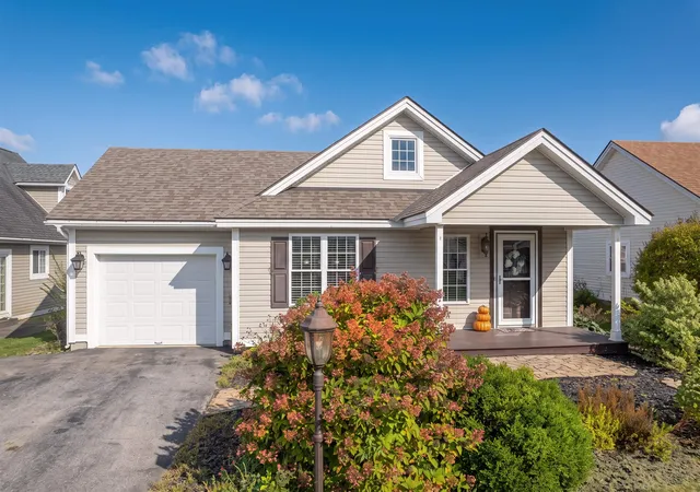 Photo 1 of Single family home for sale at 37 Griswold Dr, Rutland, VT 05701 | MLS# 5111529 | Listing updated on 2026-09-27