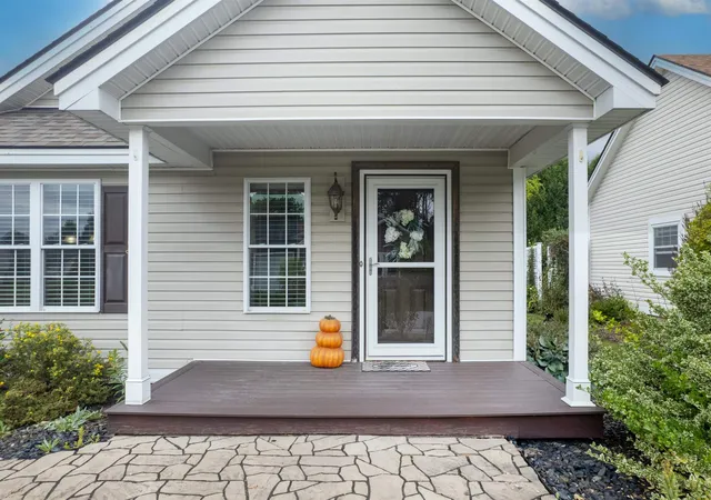 Photo 3 of Single family home for sale at 37 Griswold Dr, Rutland, VT 05701 | MLS# 5111529 | Listing updated on 2026-09-27
