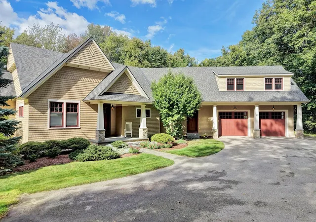 Photo 2 of Sale Pending at 92 Woodland Rd, North Hampton, NH 03862 | MLS# 5111604 | Listing updated on 2026-10-01