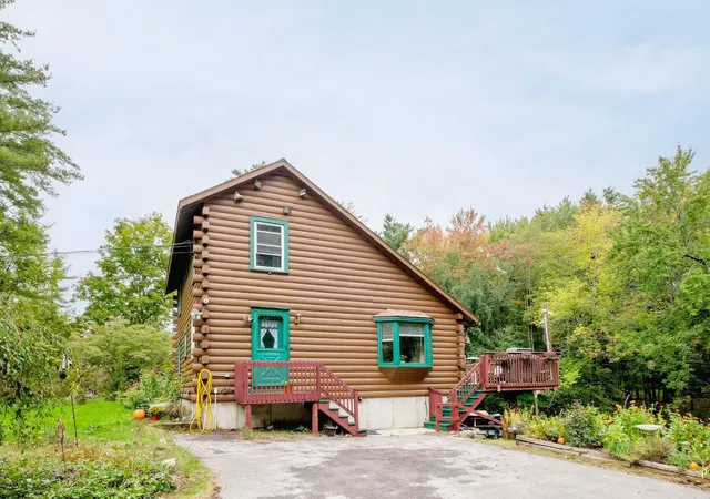 Photo 3 of Single family home for sale at 52 Is Pond Rd, Derry, NH 03038 | MLS# 5111620 | Listing updated on 2026-10-16