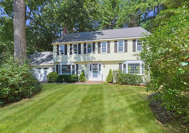 Photo 1 of Sale Pending at 8 Birdie Ln, Hudson, NH 03051 | MLS# 5111660 | Listing updated on 2026-10-11
